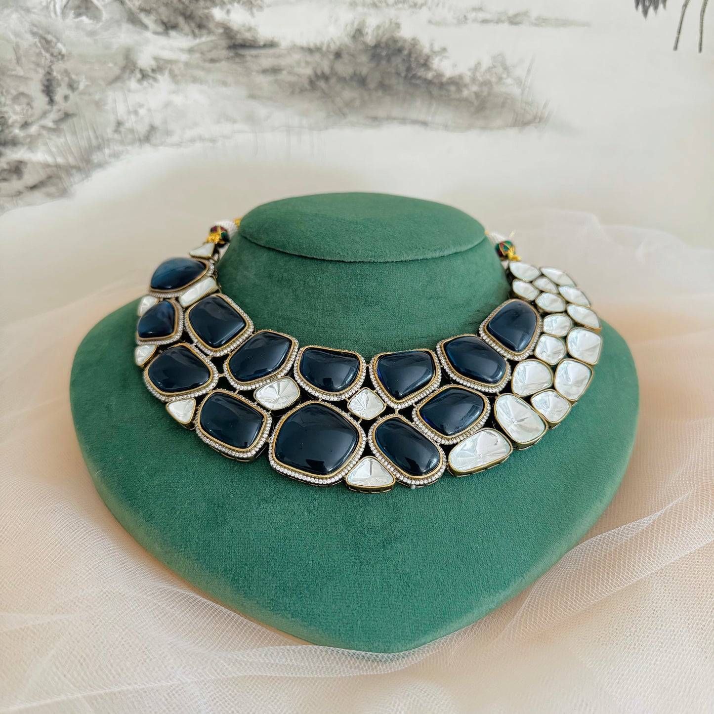 Ervon - Necklace Set