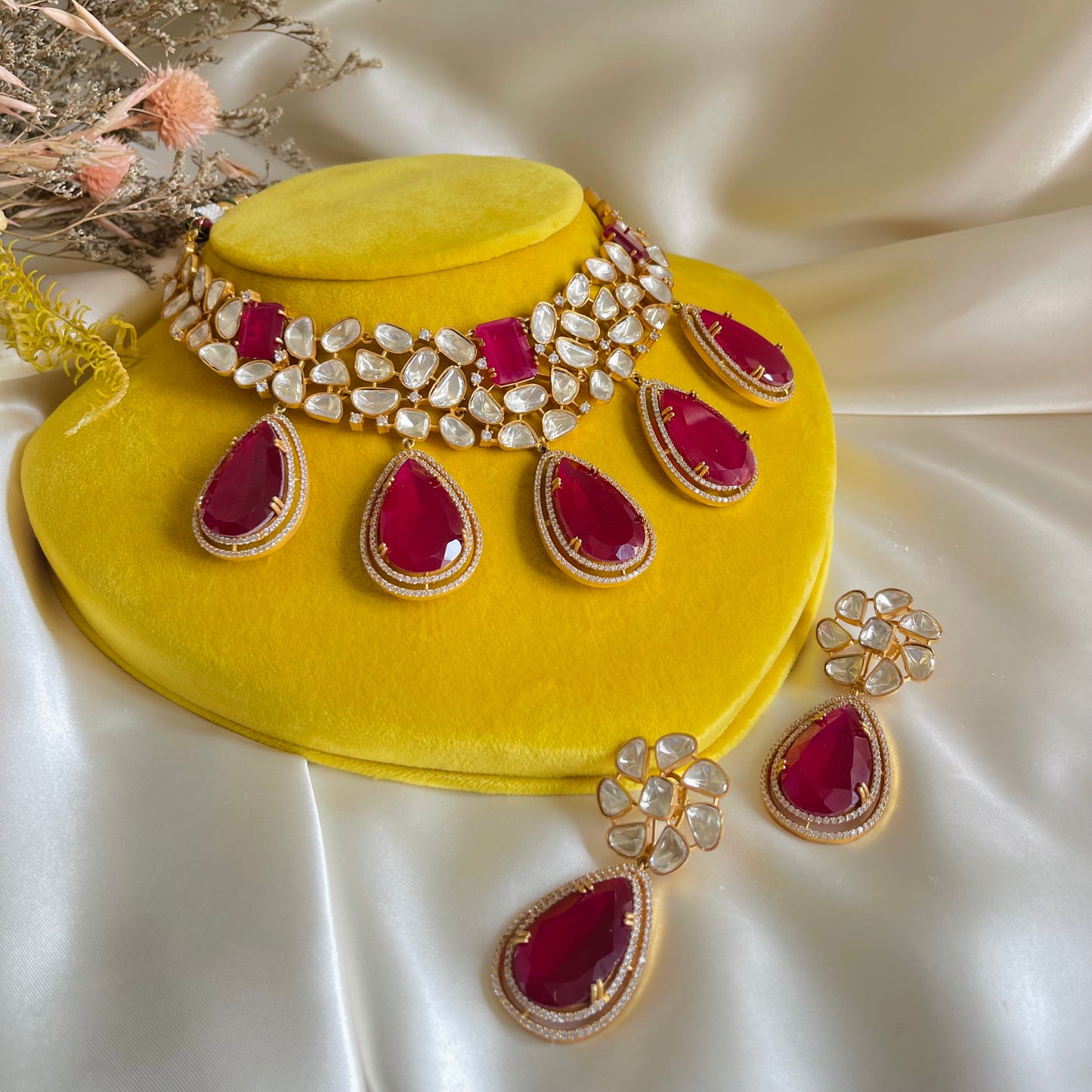 Inaya - Necklace Set Red