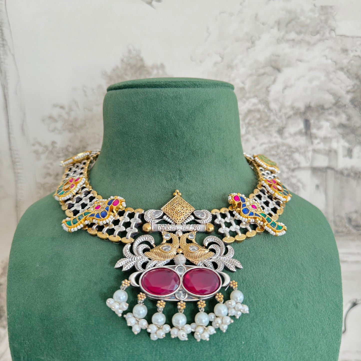Ekha - Necklace Set