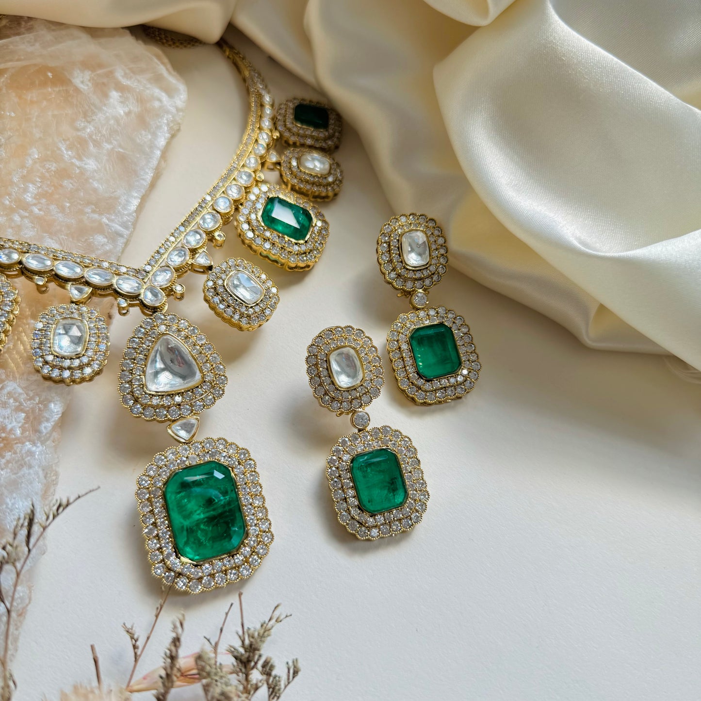 Noor - Necklace Set
