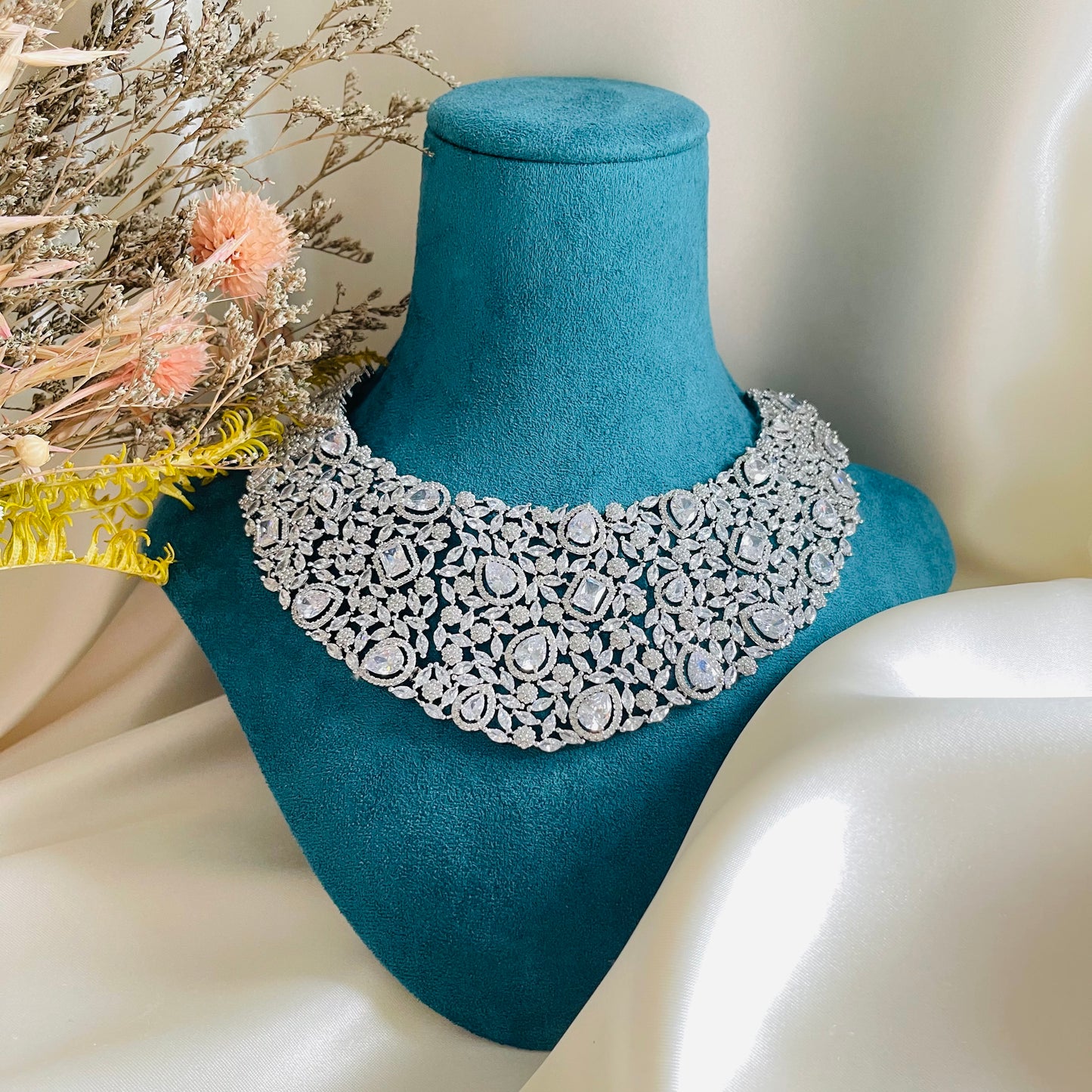 Zoe - Necklace Set