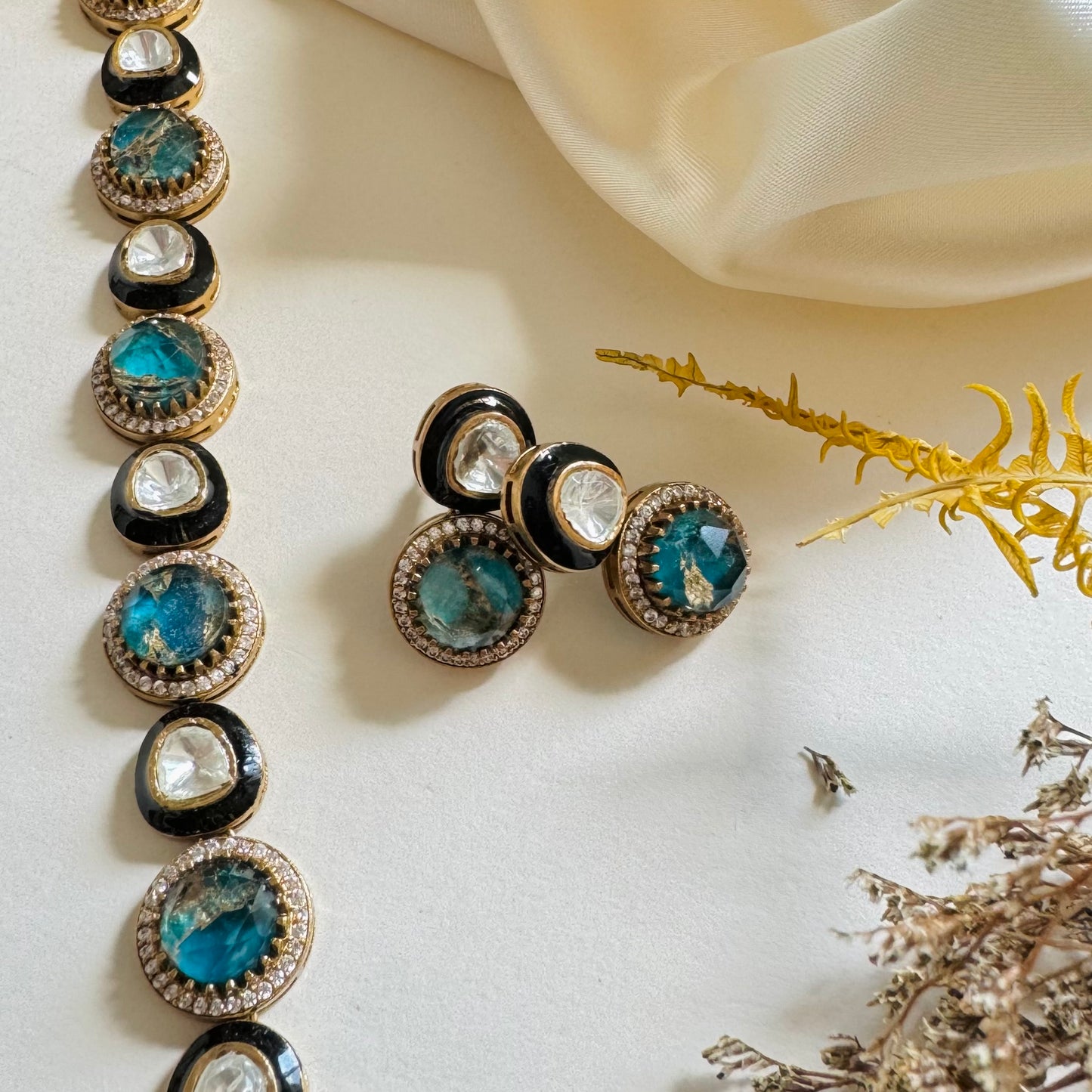 Zehna - Necklace Set Blue