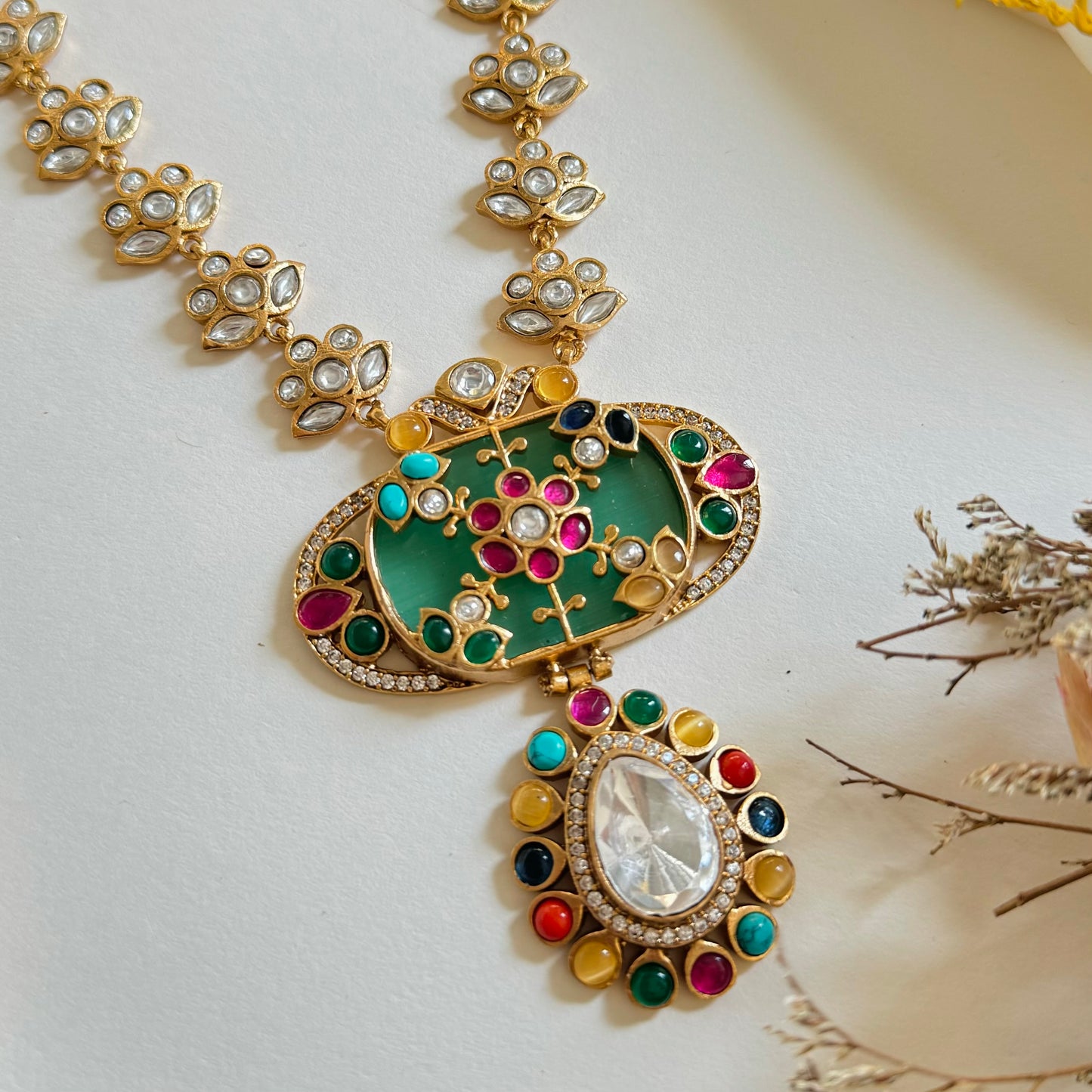 Vandna - Necklace Set