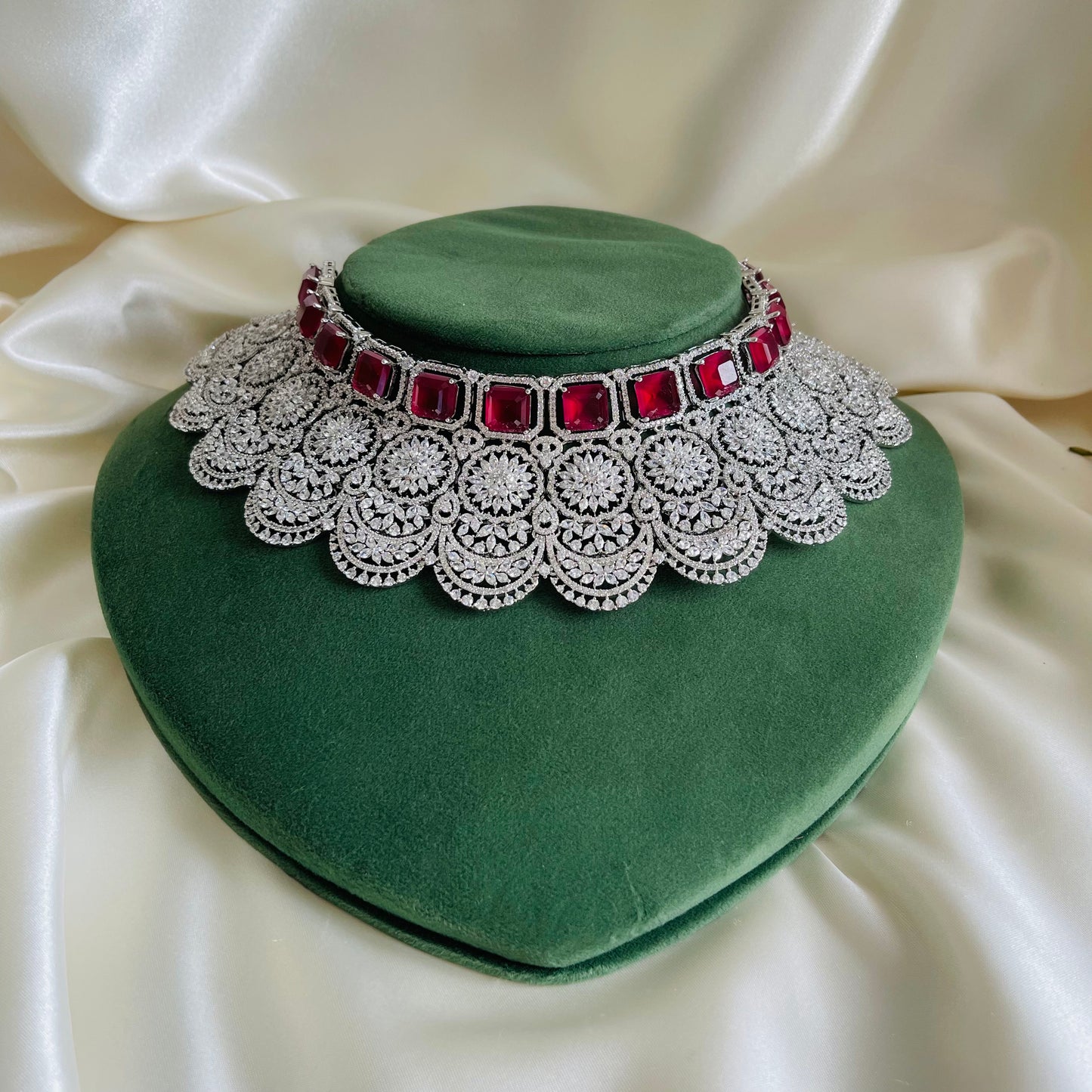Haven - Choker Set