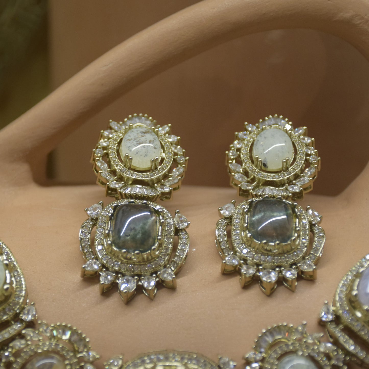 Aasa - Necklace Set