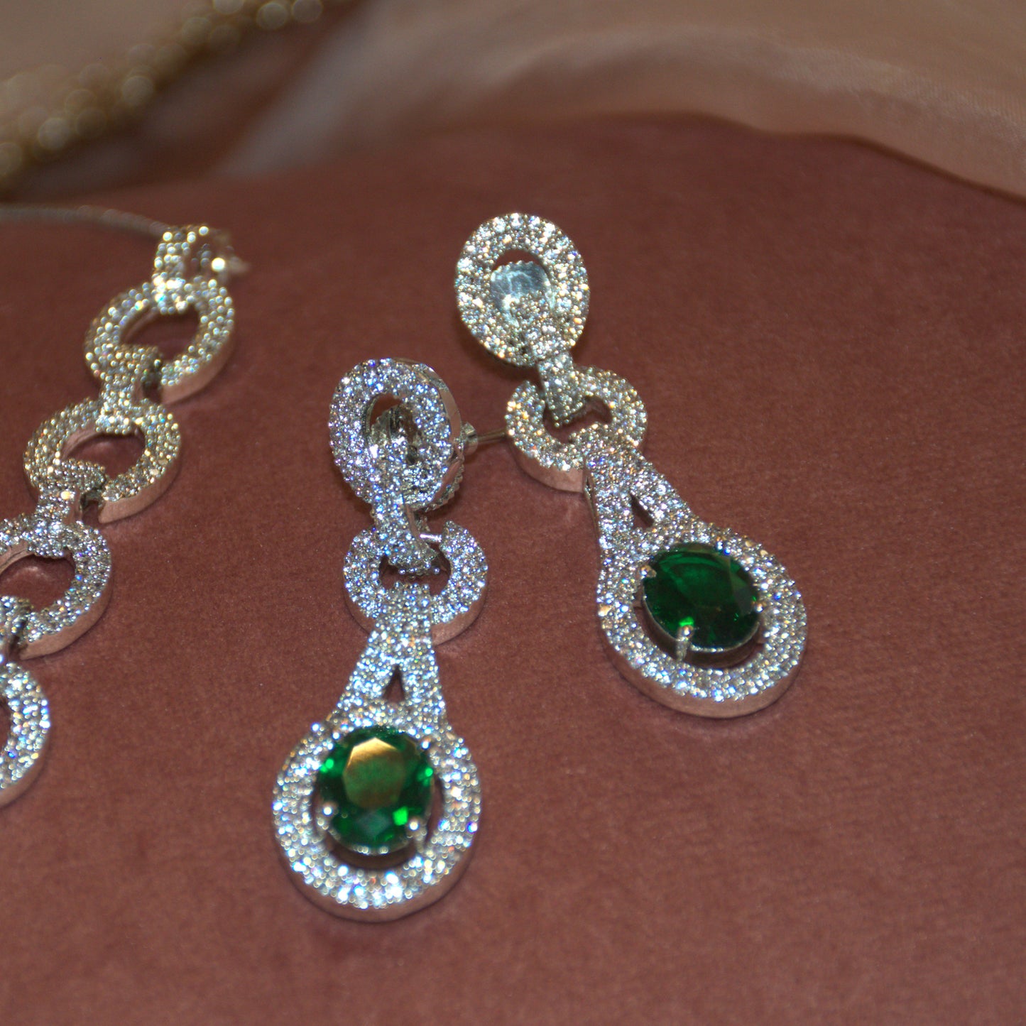 Zuri - Necklace Set