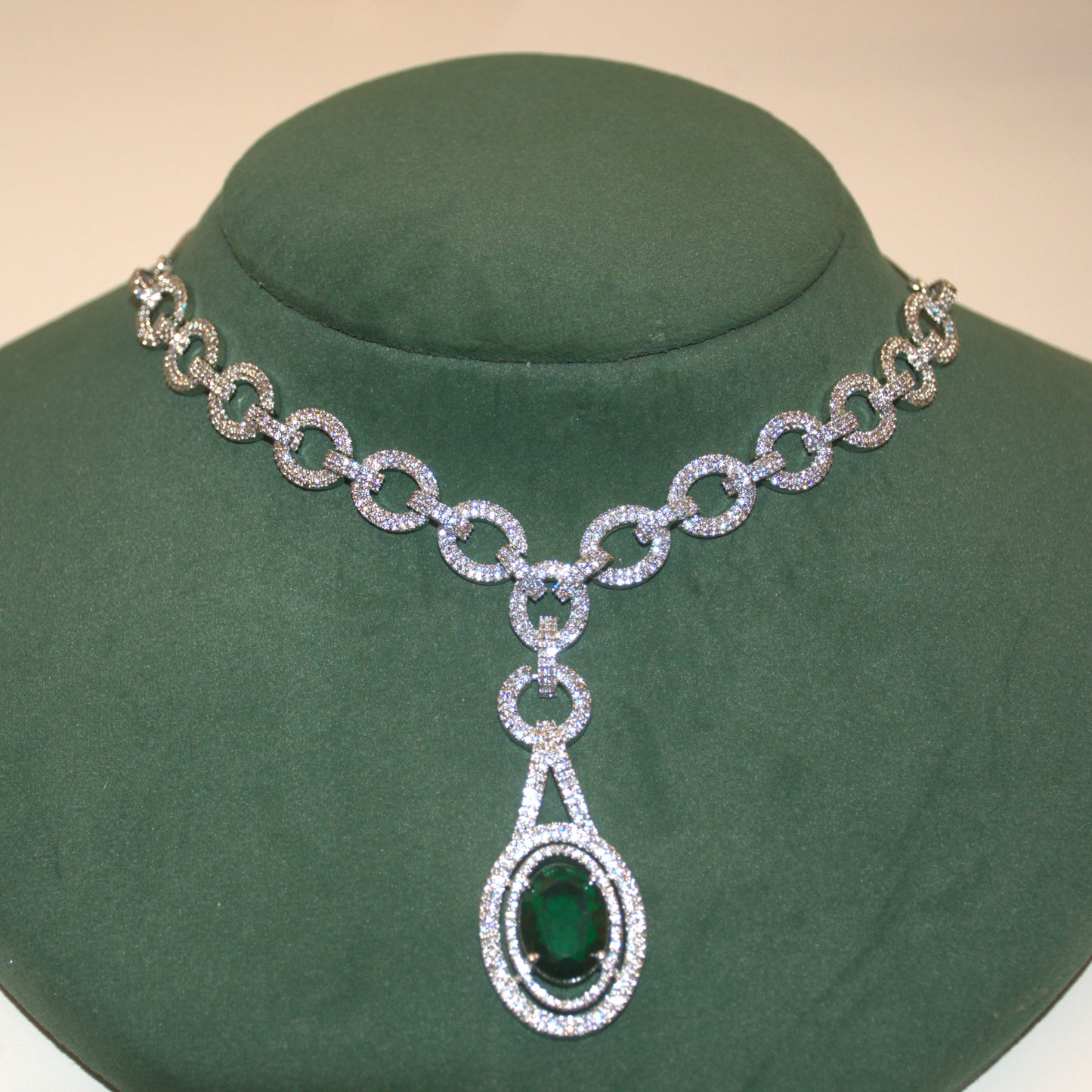 Zuri - Necklace Set