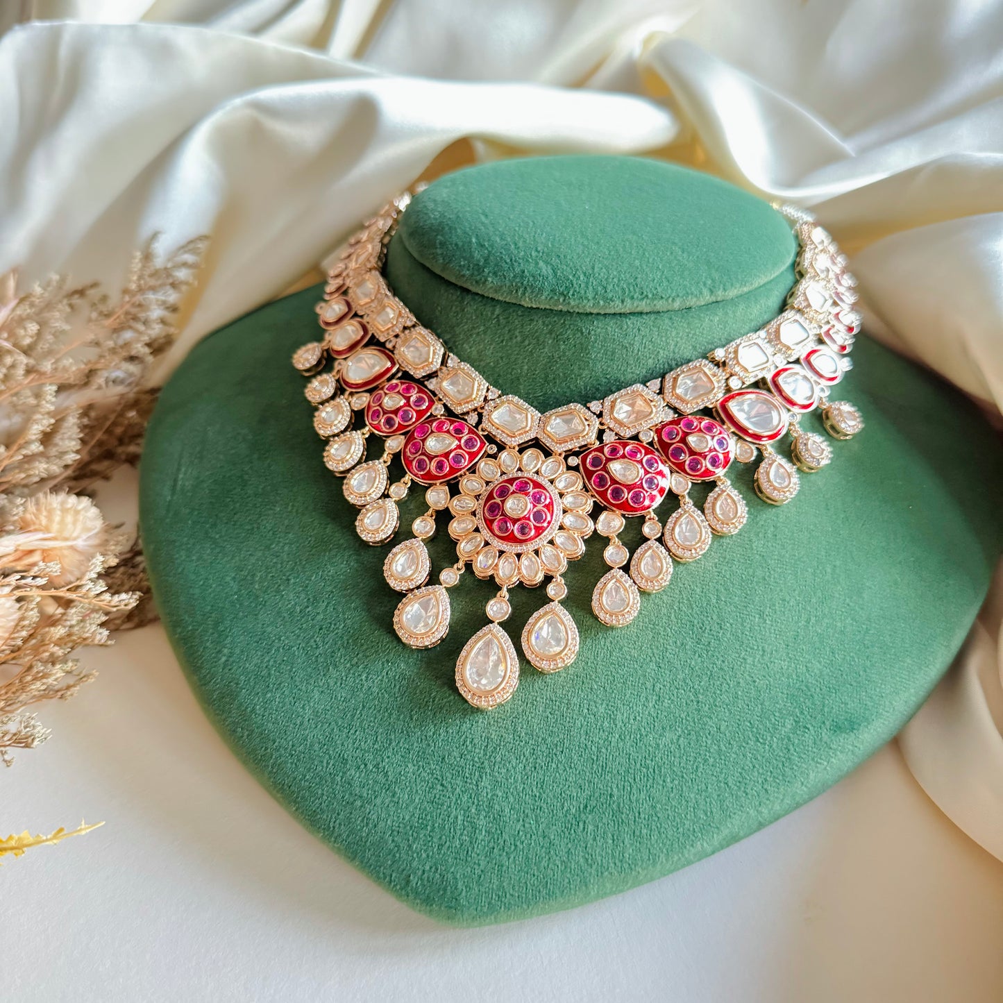 Hoor - Necklace Set