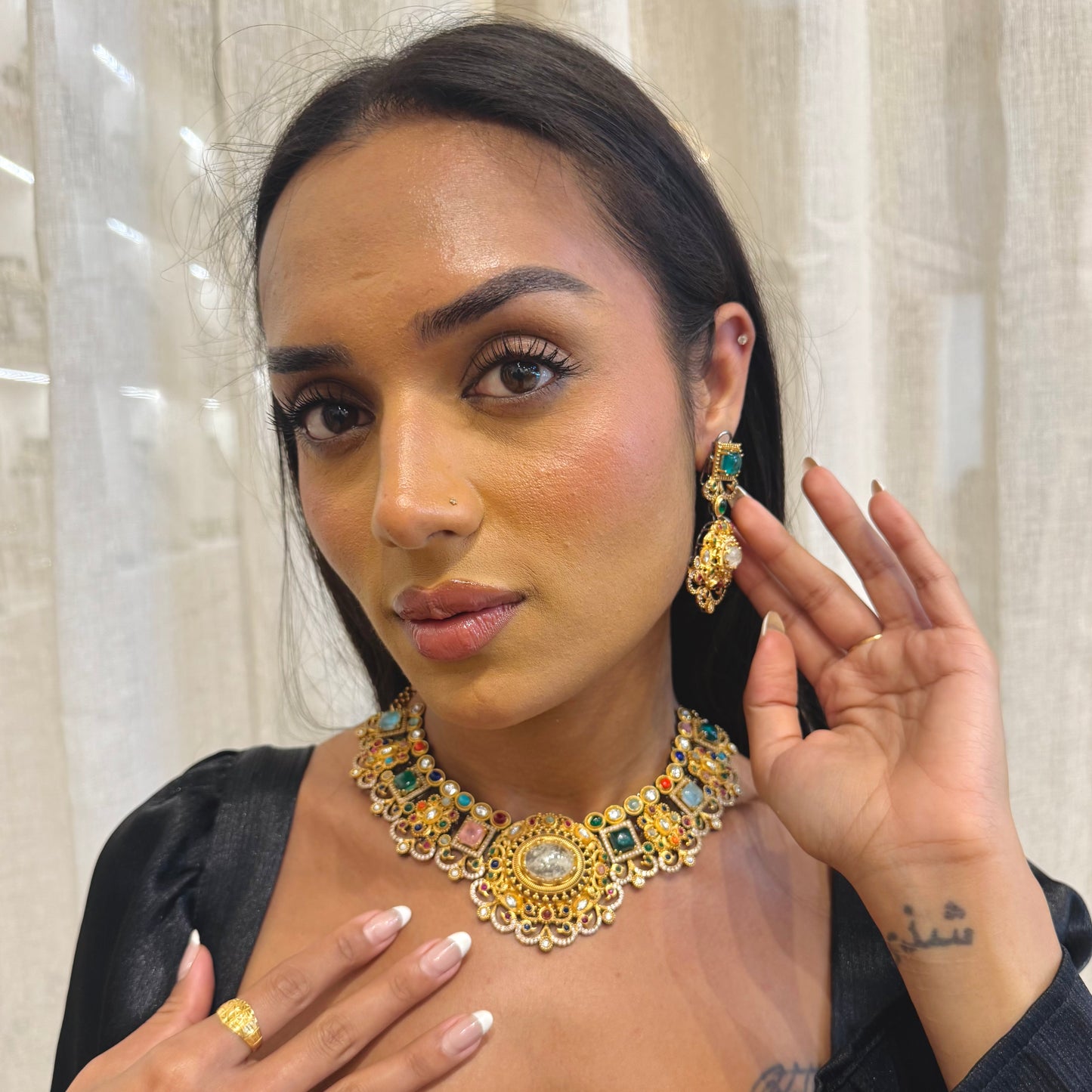 Liv - Necklace Set