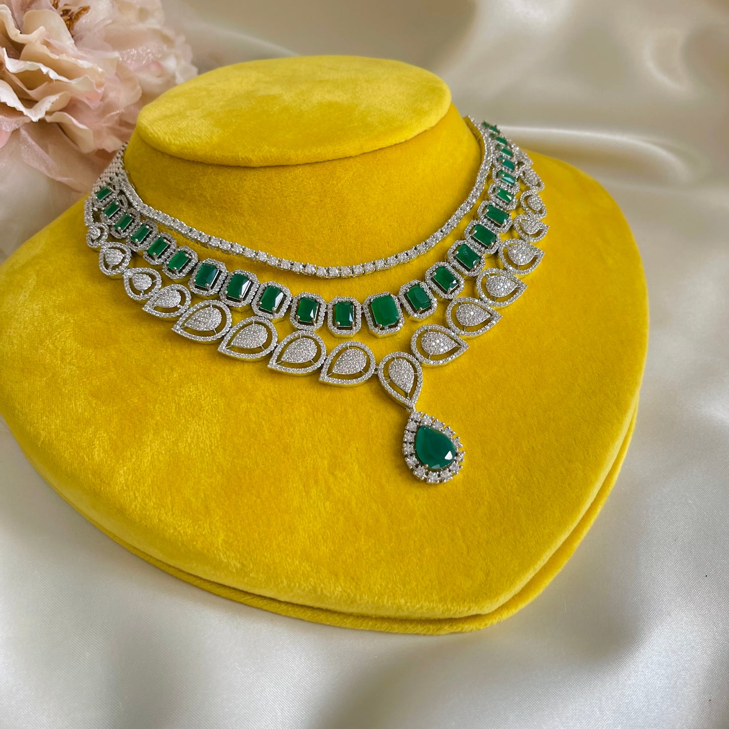 Daisy - Necklace Set