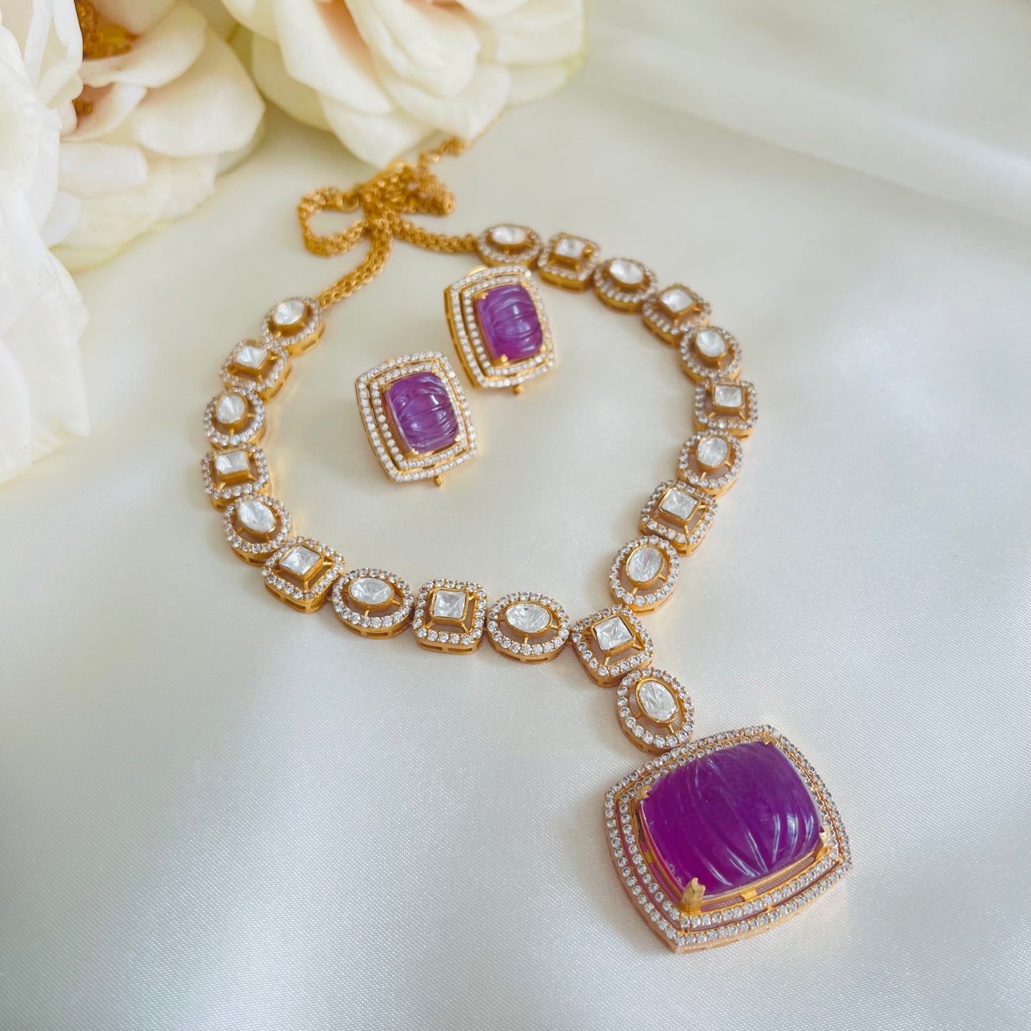Huda - Necklace Set