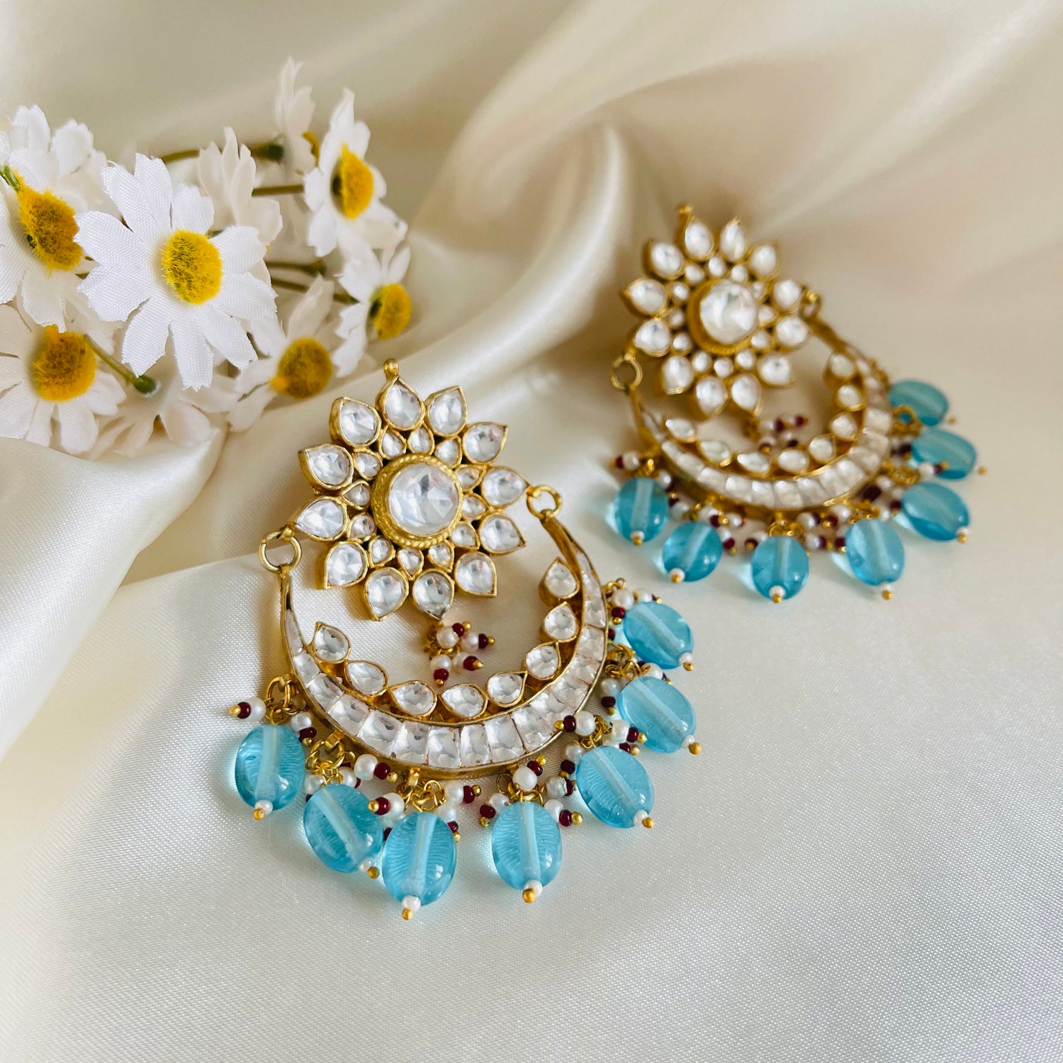 Mansi - Oversized Studs