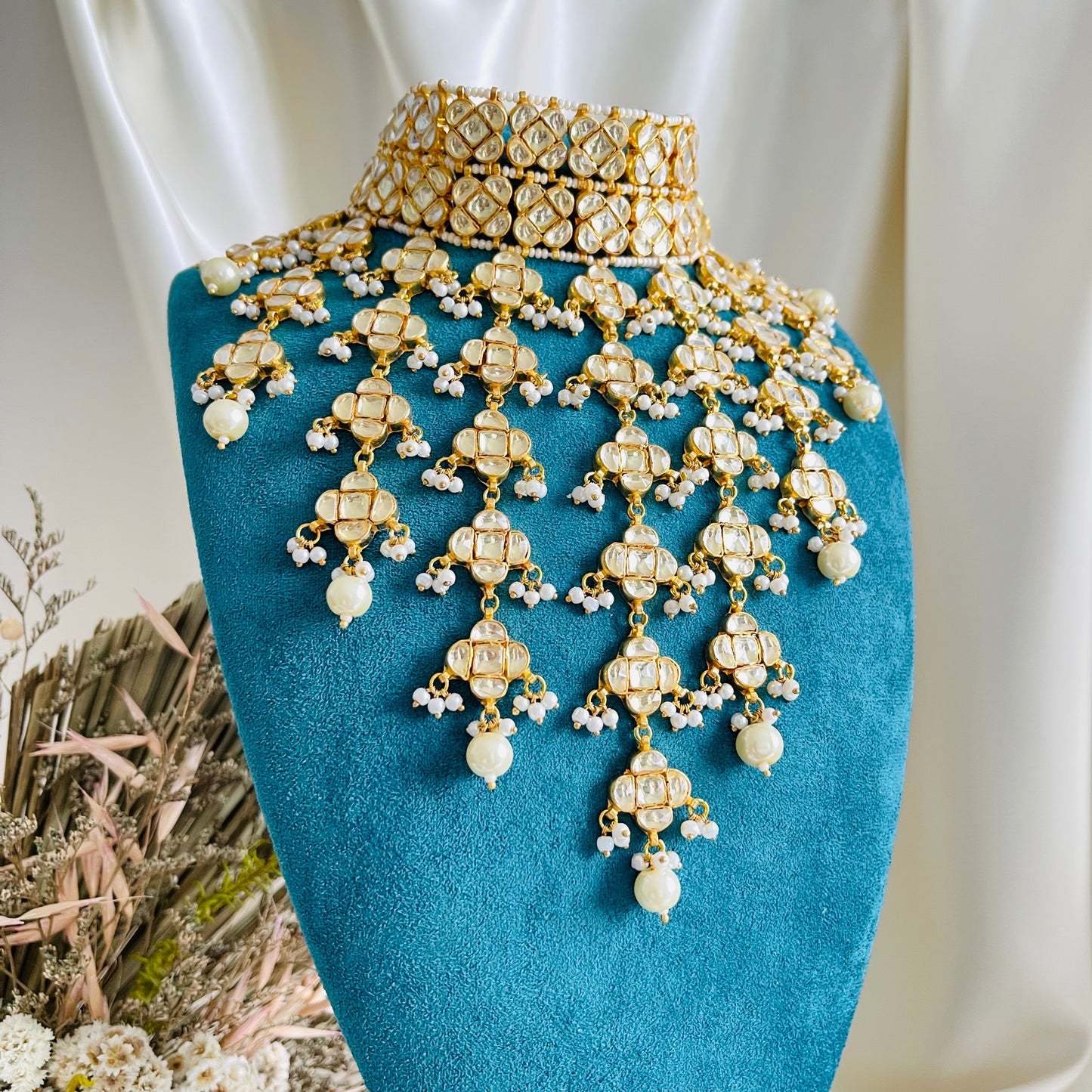 Rutvi - Choker Set
