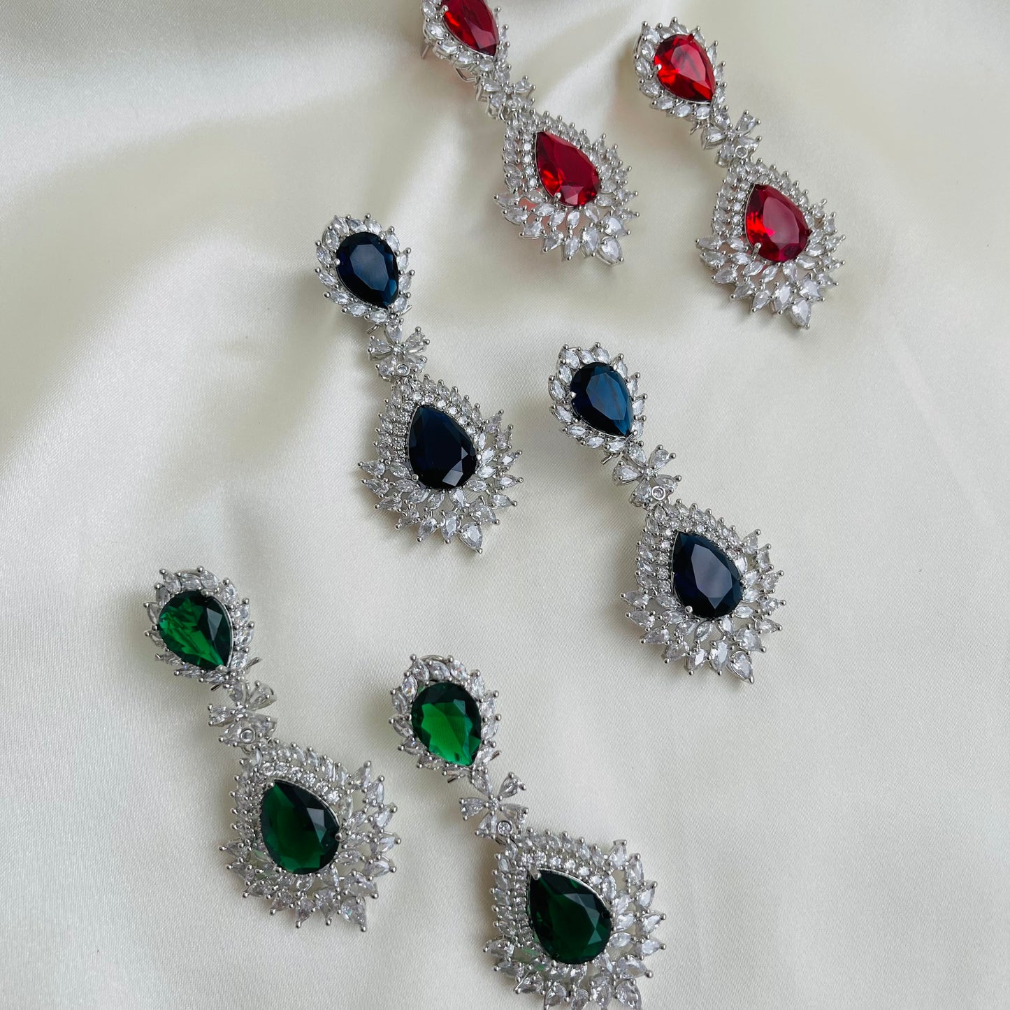 Emilie - Earrings