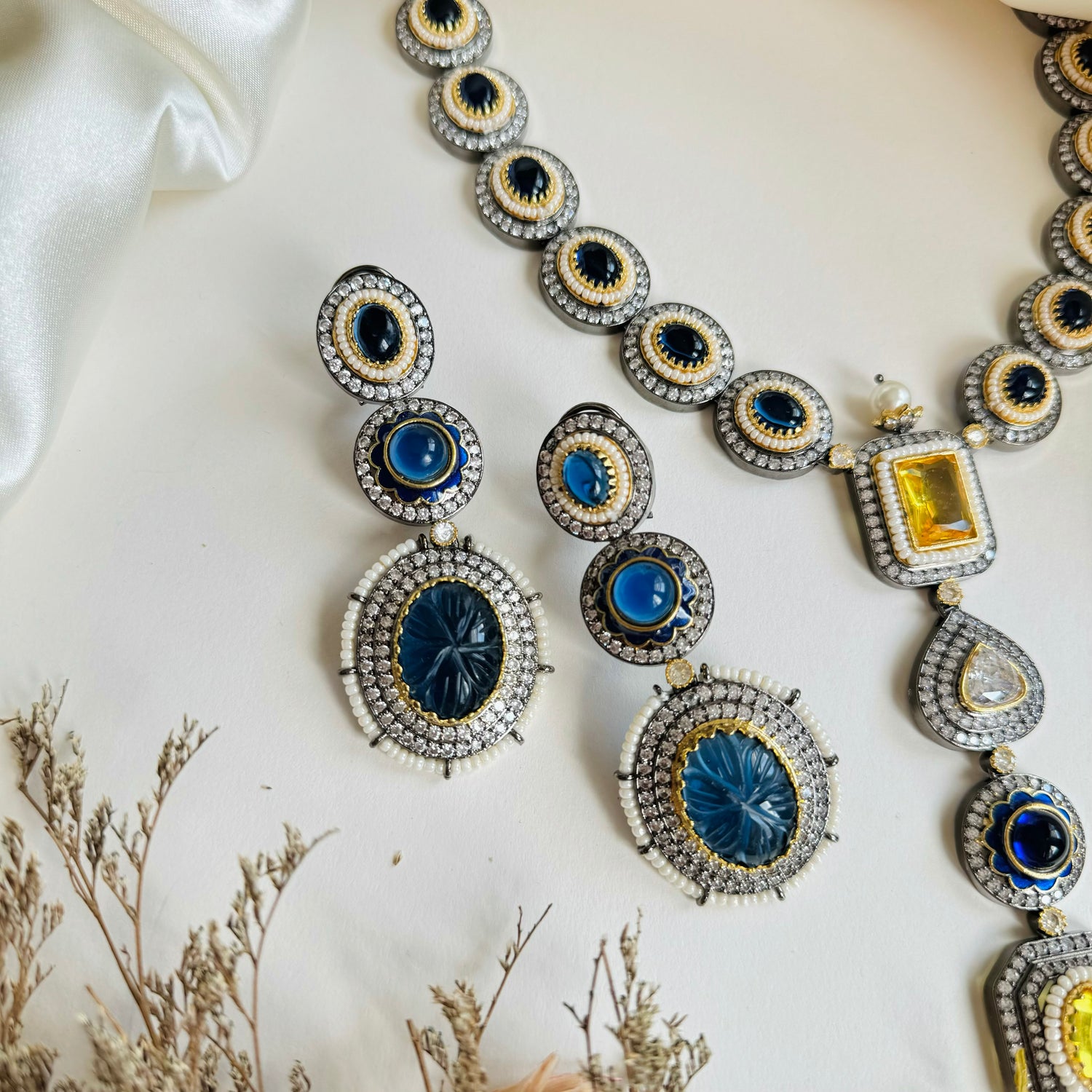 Rupii - Necklace Set Blue