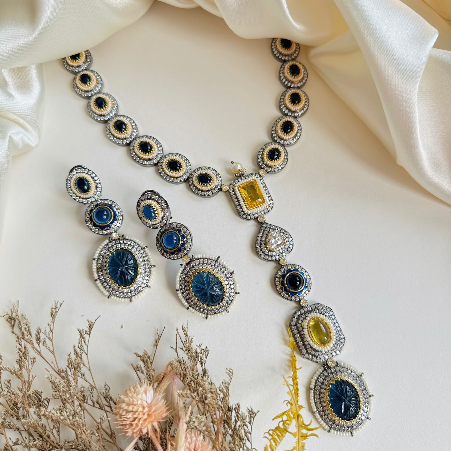 Rupii - Necklace Set Blue