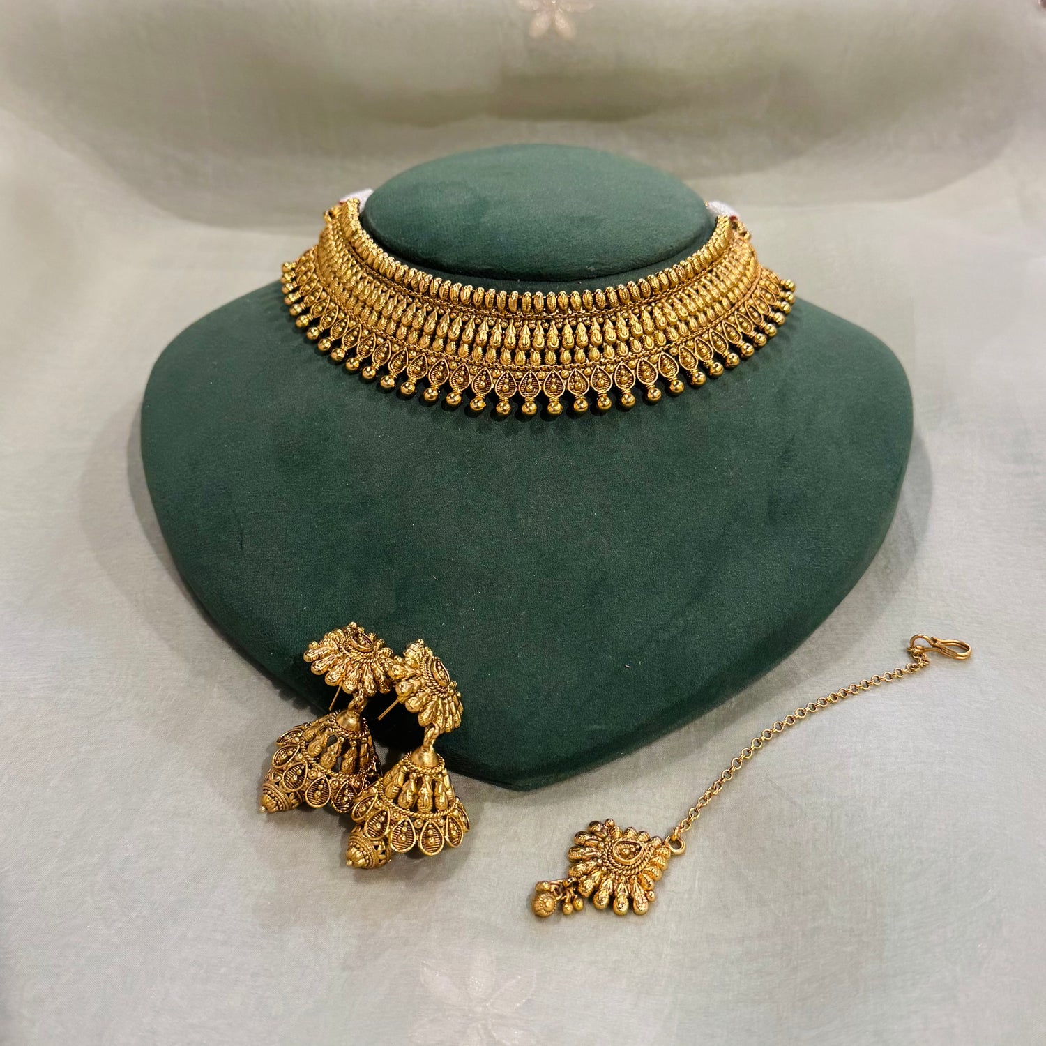 Ada - Necklace Set
