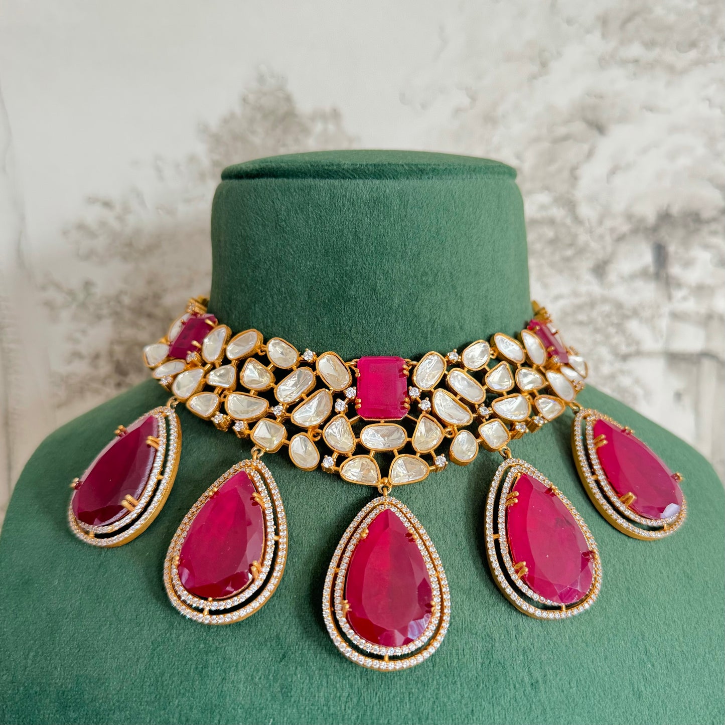 Inaya - Necklace Set