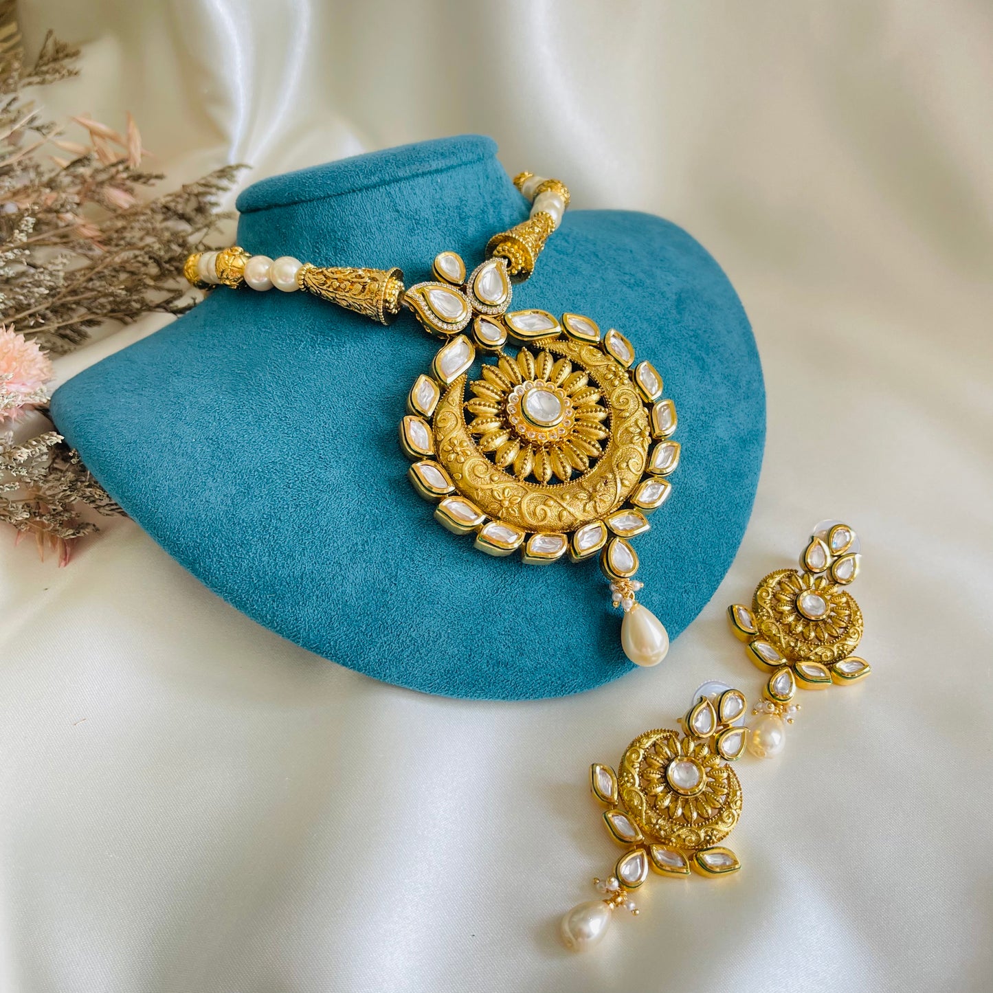 Amreen - Necklace Set