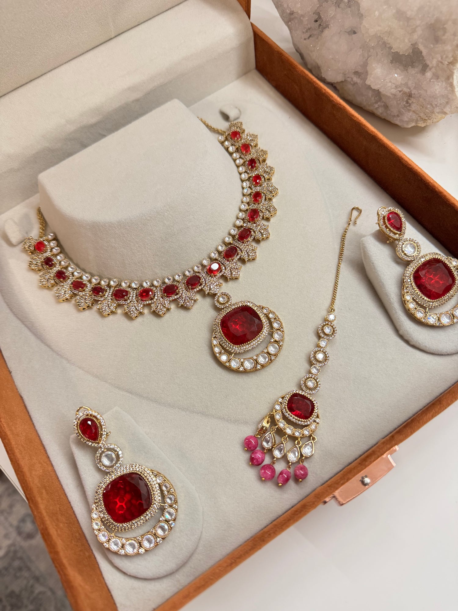 Saira - Necklace Set
