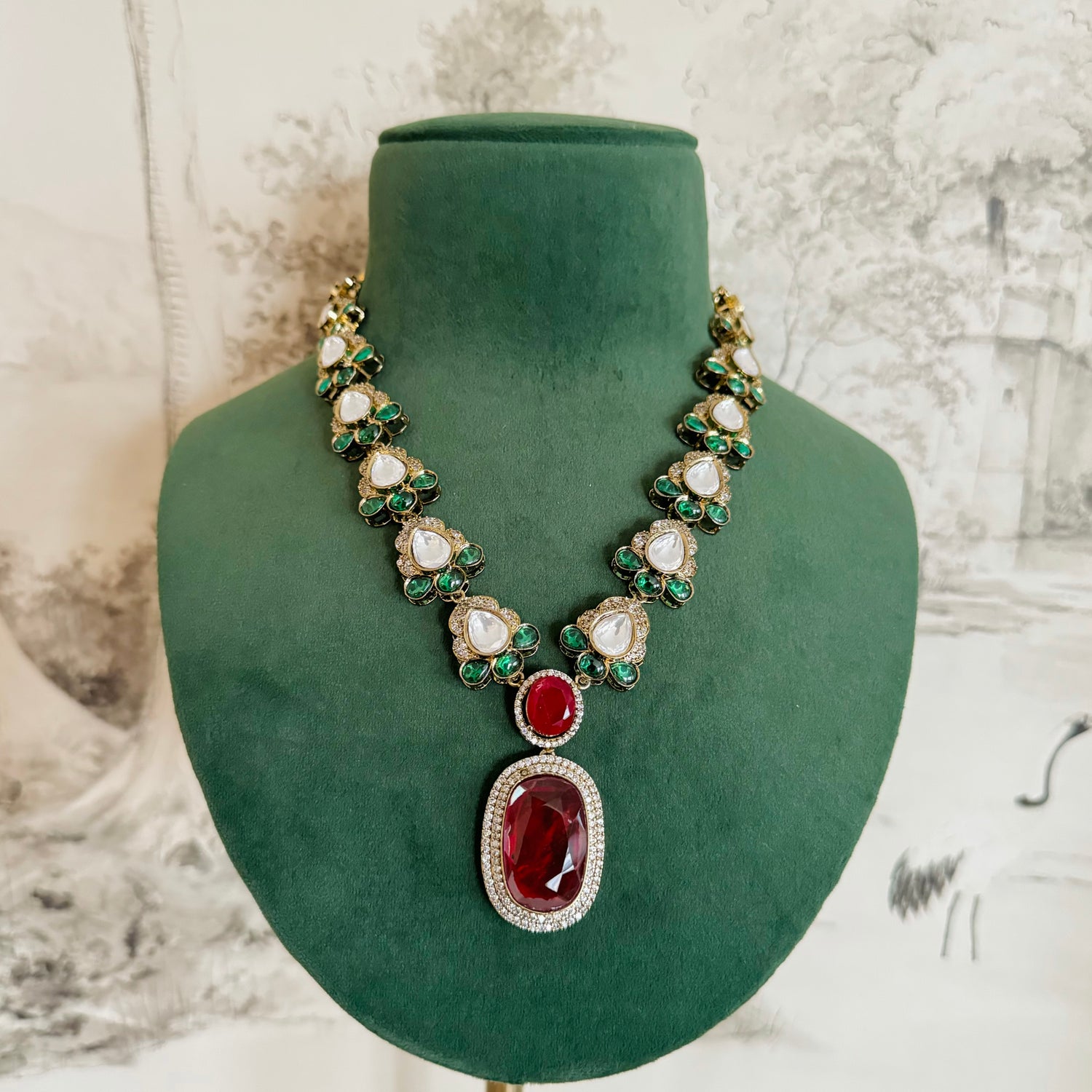 Kiran - Necklace Set