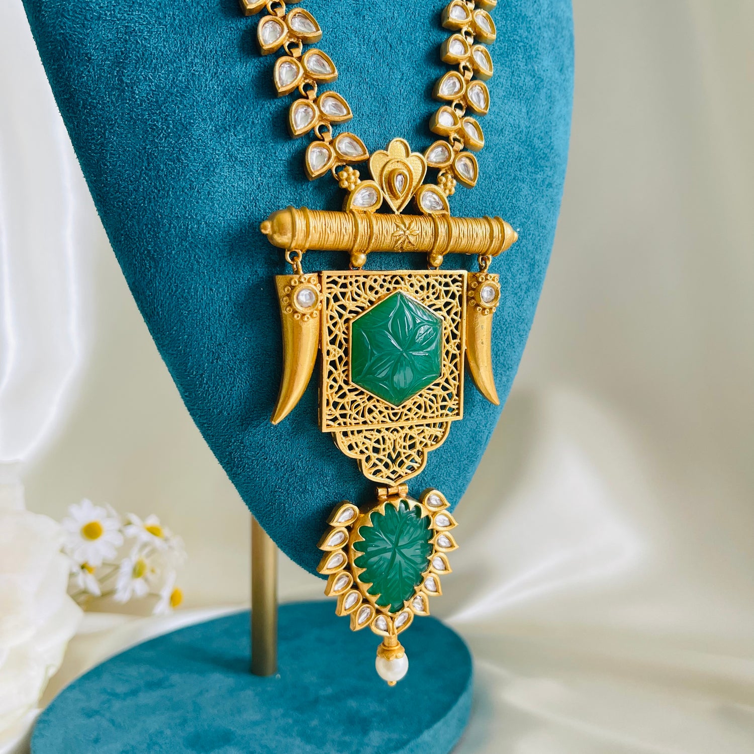 Sakshi - Necklace Set