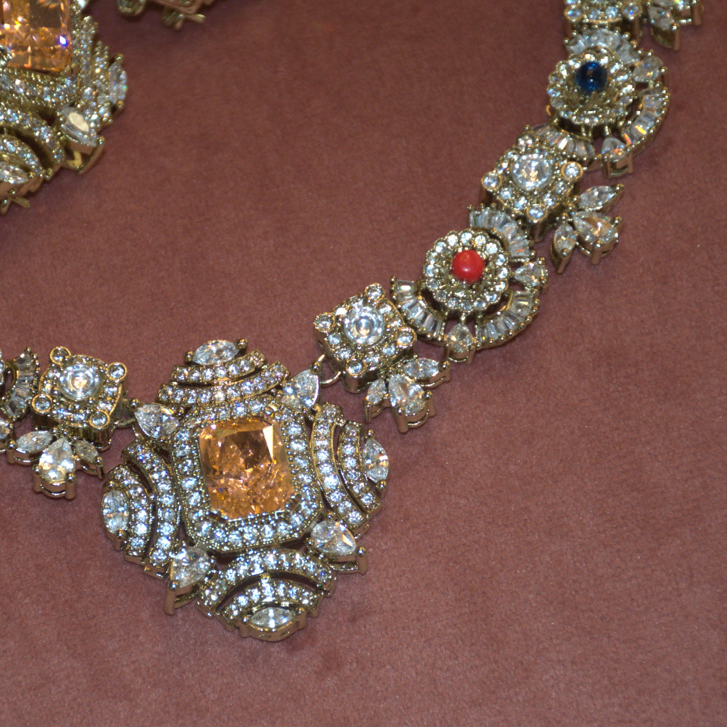 Sumira - Necklace Set