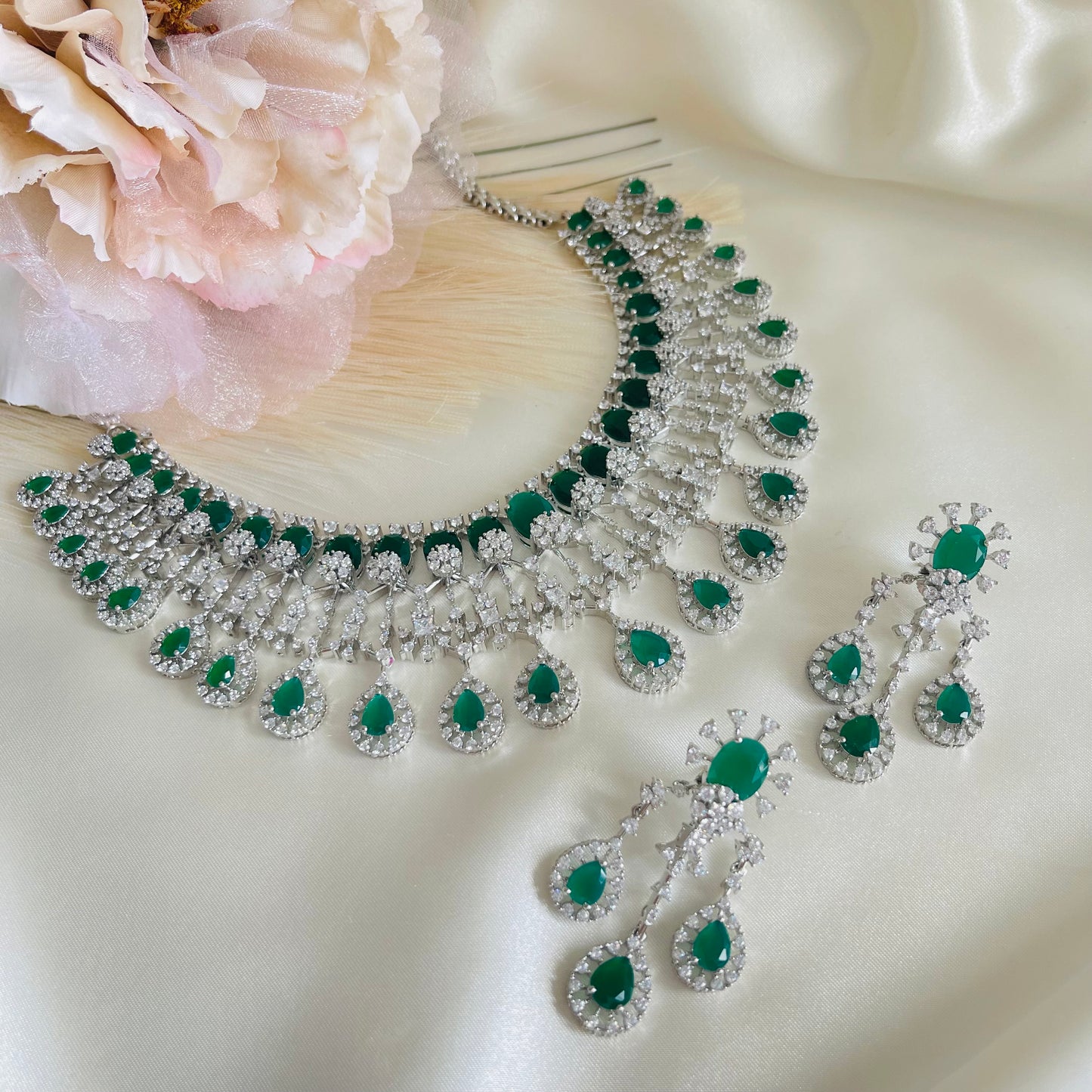 Teena - Choker Set Green