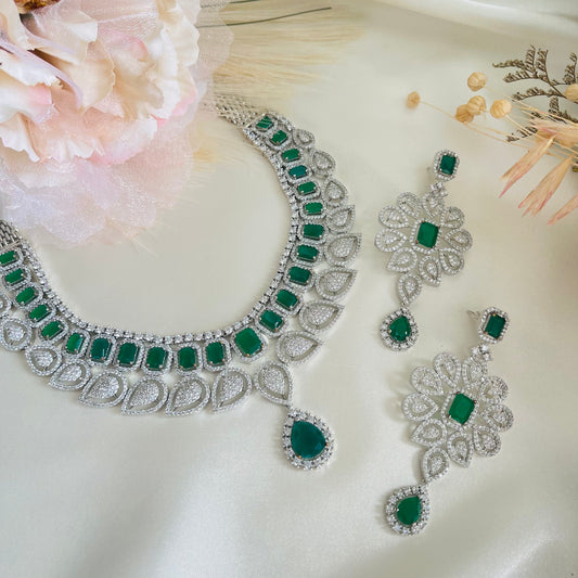 Daisy - Necklace Set