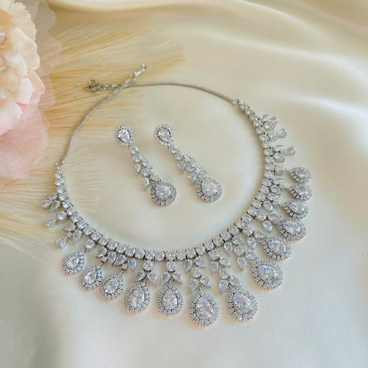 Madison - Necklace Set White