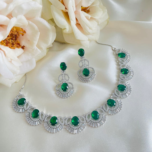 Vina - Necklace Set