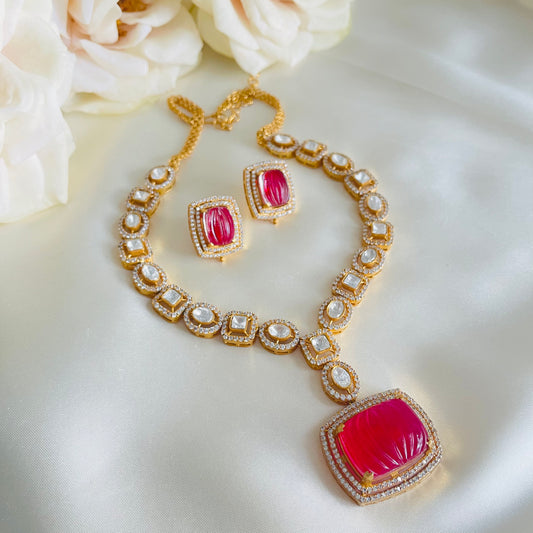 Huda - Necklace Set