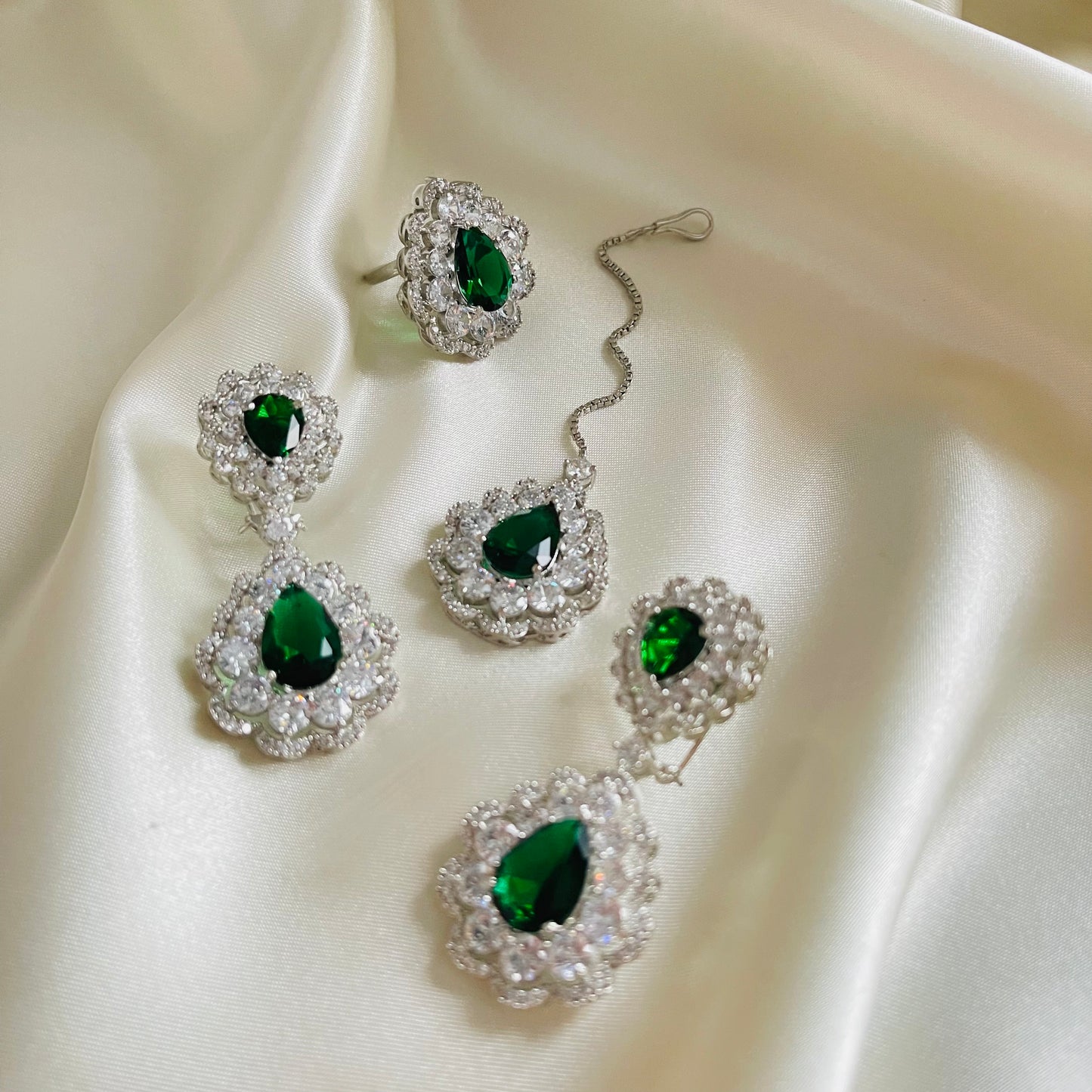 Rupi - Necklace Set Green