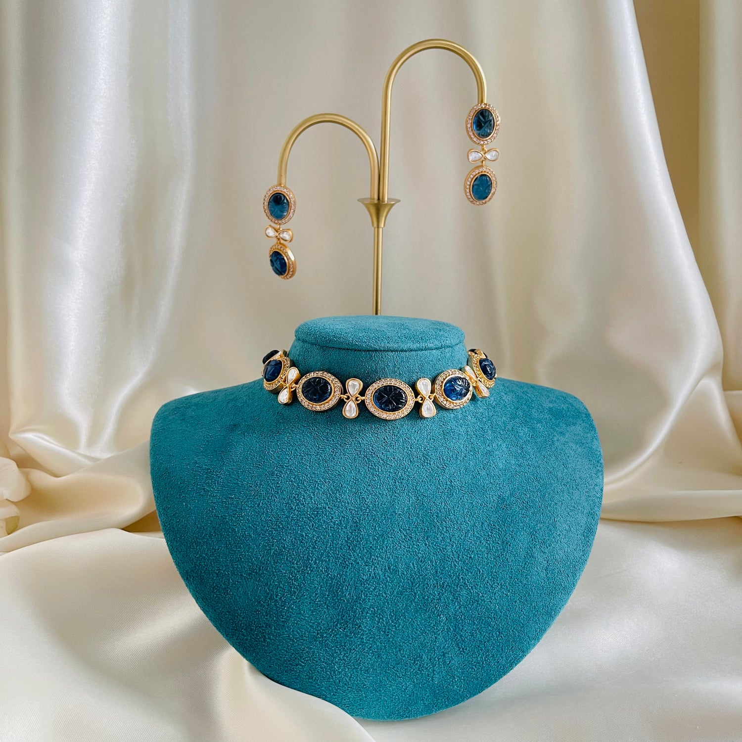 Manisha - Choker Set