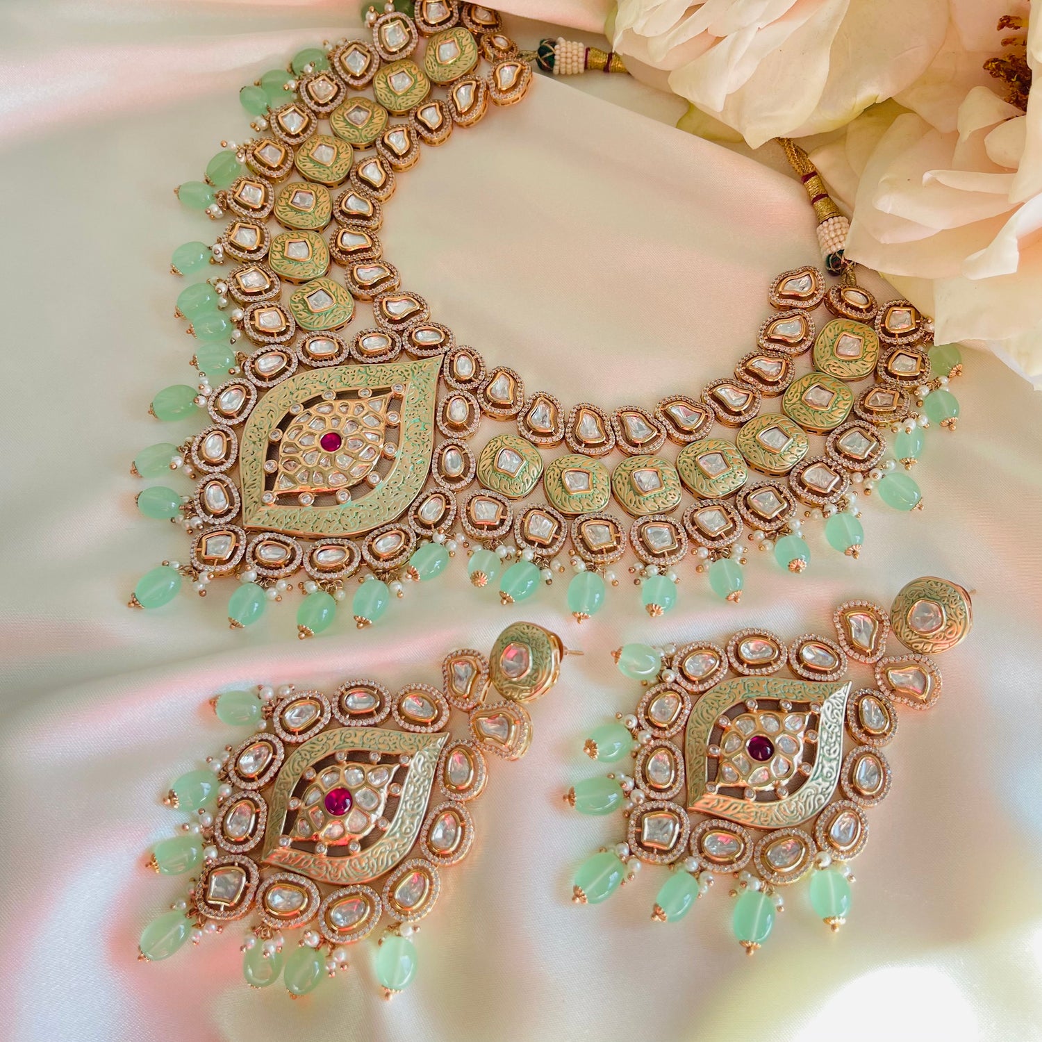Bhumi - Necklace Set Mint