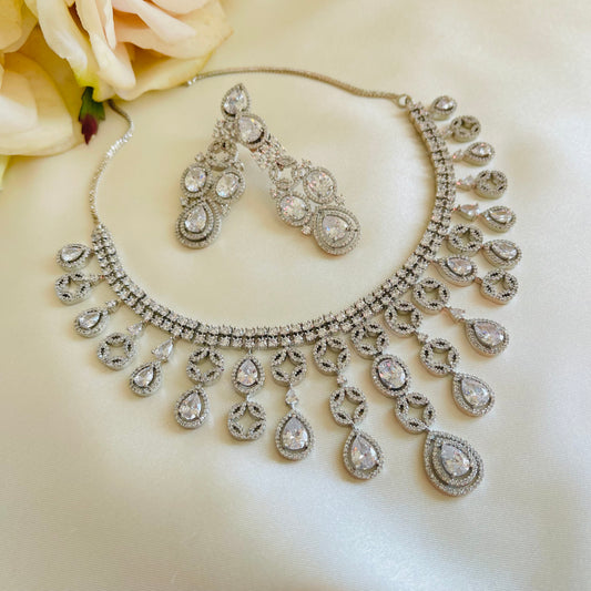 Abril - Necklace Set