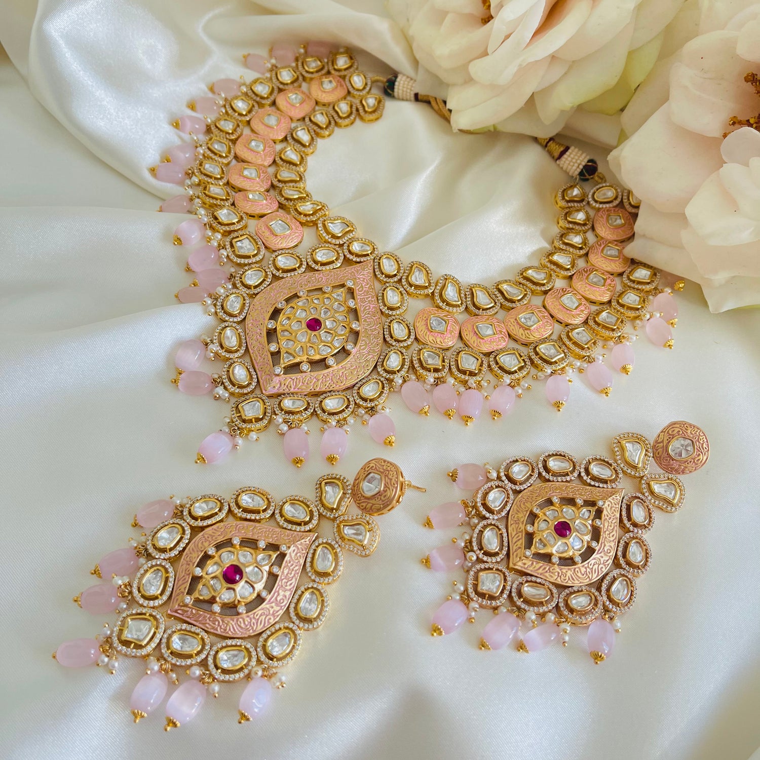 Bhumi - Necklace Set Pink